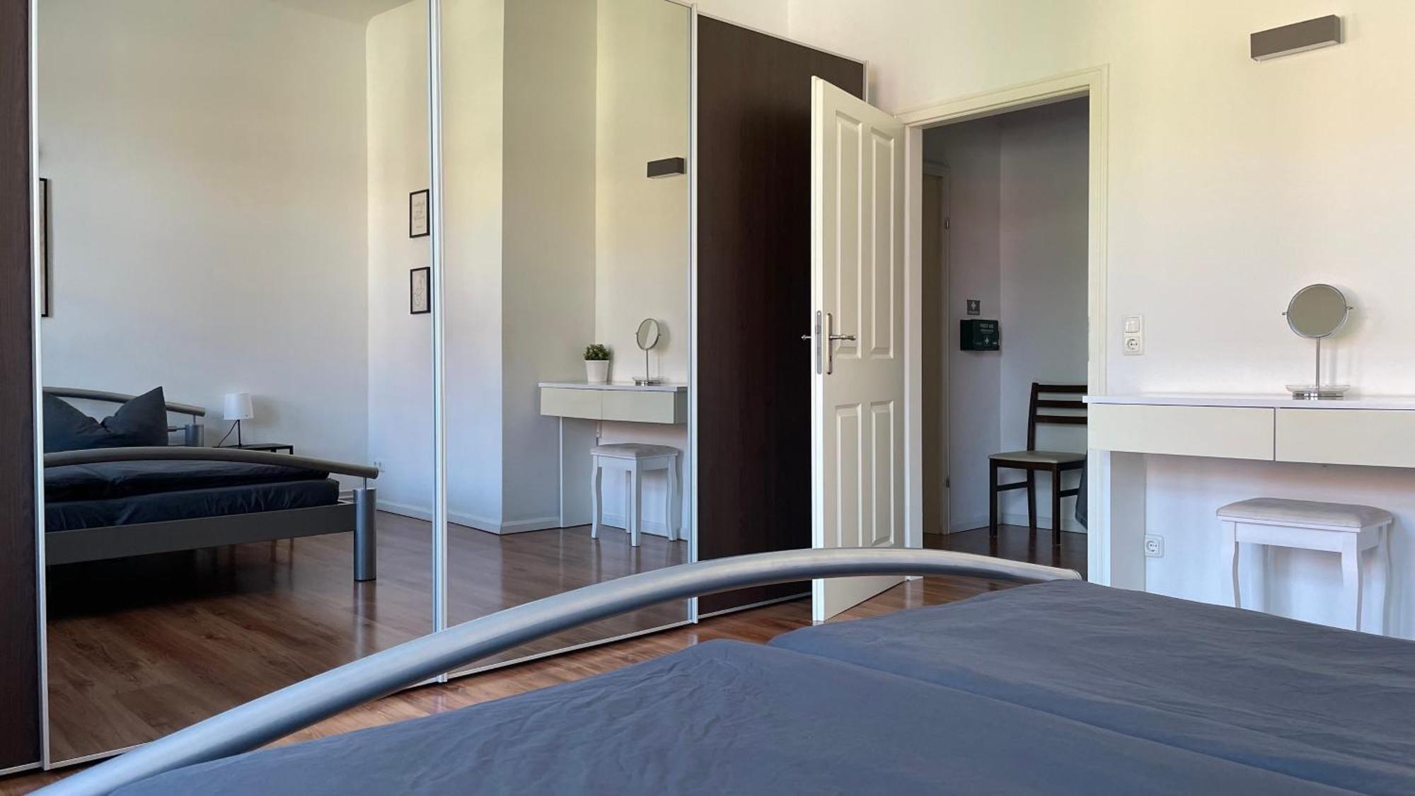 ארפורט Mk Altstadt Apartment מראה חיצוני תמונה